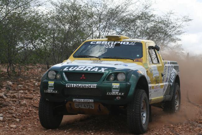 Desafio nos carros para Jean (foto: Divulgação/ Ricardo Carvalho)