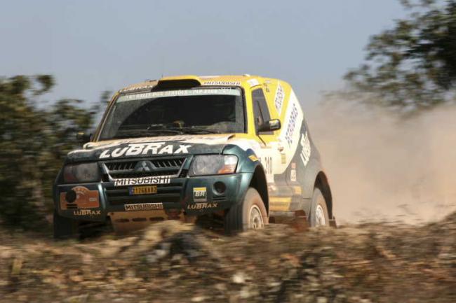 Youssef faz milagres com o carro da equipe (foto: Caetano Barreira/ www.webventure.com.br)