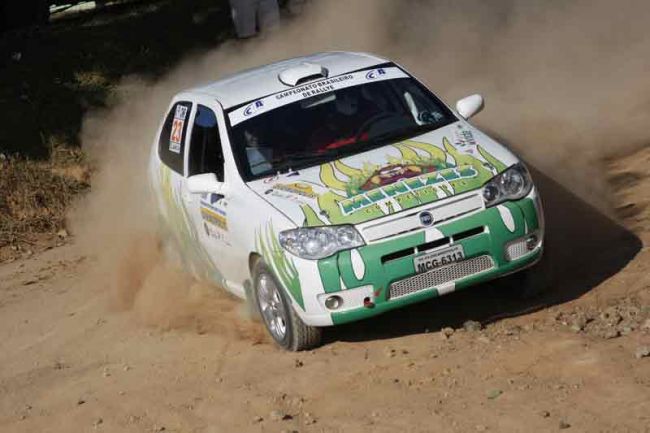 Carro da família Menezes (foto: José Mario Dias/Divulgação)