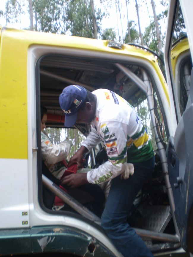 Antes da largada  ao subir no caminhão (foto: Arquivo)