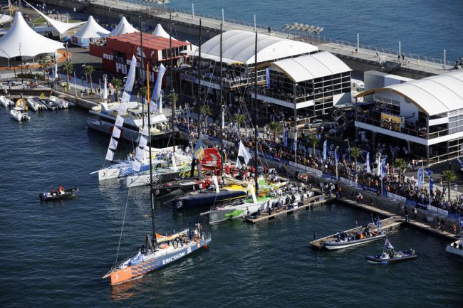 Barco está em 4º lugar após regata in-port (foto: Rick Tomlinson/ Volvo Ocean Race)