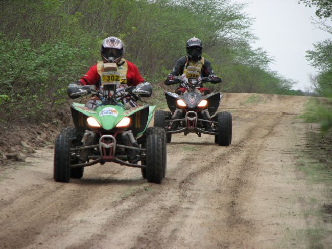 Quadris e motos encaram desafio em Santa Catarina (foto: Thiago Padovanni/ www.webventure.com.br)