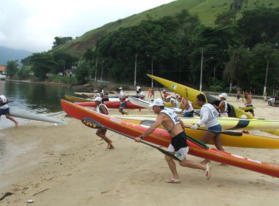 Prova fecha temporada da canoagem oceânica (foto: Divulgação)