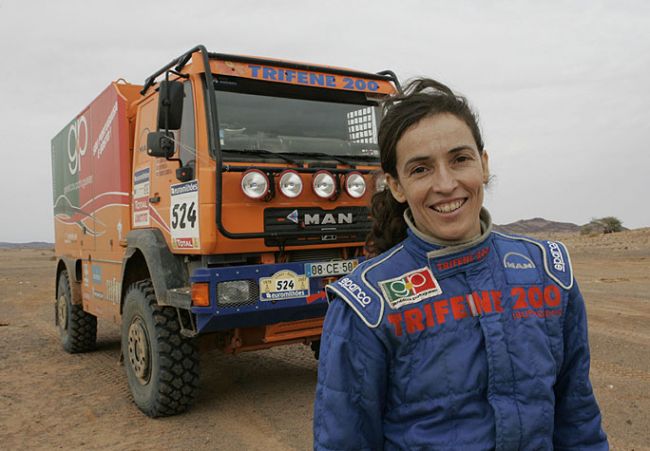 Elisabete Jacinto quer fazer história nos caminhões (foto: Divulgação/ MAN)