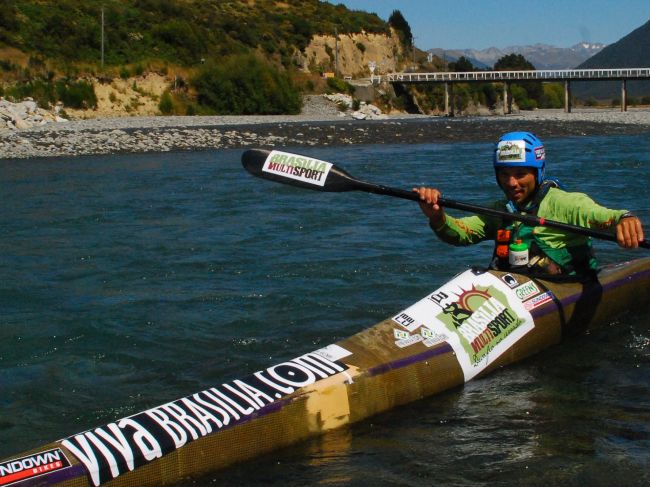 Guilherme treinou no rio Waimak com ajuda de Jones (foto: Arquivo Pessoal/ Guilherme Pahl)