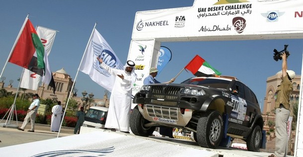 Largada UAE desert Challenge 2008 (foto: Divulgação)