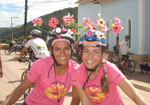 Dupla Flower People (foto: Divulgação)