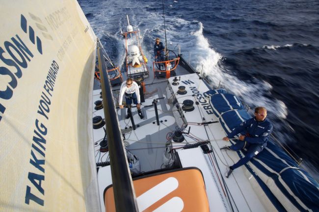 Barcos se aproximam do Rio de Janeiro (foto: Gustav Morin/ Ericsson Racing Team)