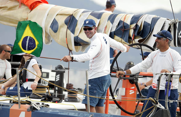 Torben Grael a bordo do Ericsson 4  antes da regata (foto: Fotocom/Divulgação)