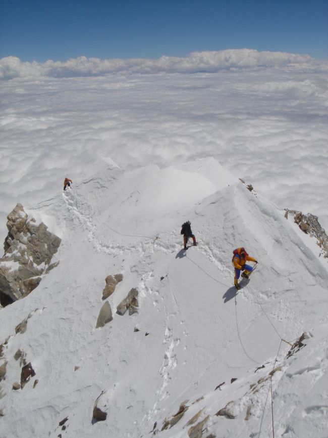 Expedição coreana alcança cume do Makalu (foto: Arquivo Pessoal/ Valdemar Niclevicz)