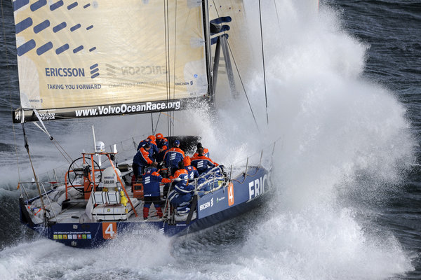 Manobra errada custou posições (foto: Divulgação/ VOR)