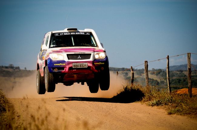 Única dupla feminina no Sertões quer fazer história (foto: Theo Ribeiro/ www.webventure.com.br)