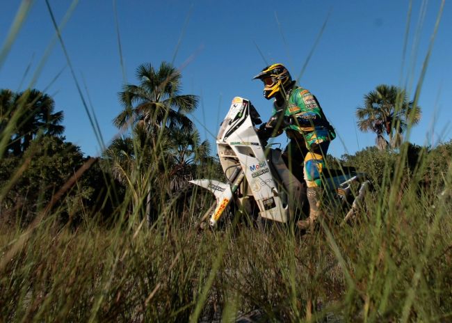 Dimas Mattos quase abandona rali por causa de um simples fio (foto: Caetano Barreira/ www.webventure.com.br)