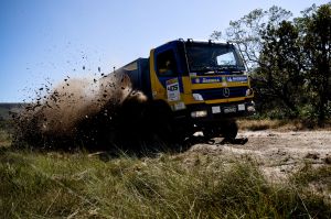 Salvinis truck overcomes obstacles in Sertões trail  (foto: Marcelo Marangni)