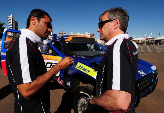 Nasser (esq) e Sainz disputam o título do Dakar (foto: Ricardo Leizer/ www.webventure.com.br)