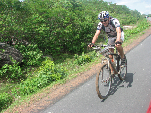 A expectativa nas bikes fica para a descida de 10 quilômetros no 3º dia (foto: Bruna Didario/ www.webventure.com.br)