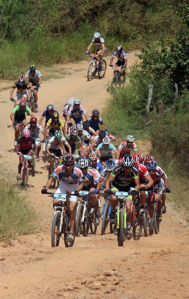 Atletas encararam 45 km de prova (foto: Divulgação/ Felipe Christ)