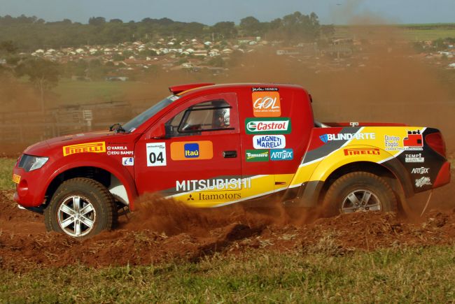 Varela ficou em 2º na categoria L200 Triton RS (foto: Divulgação/ Marcio Machado)