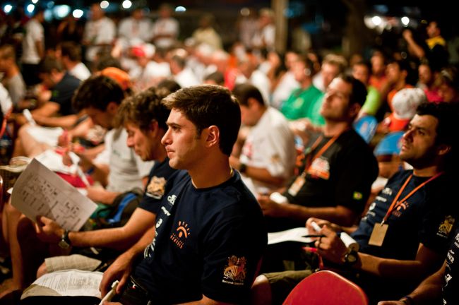 Pilotos usam um dialeto diferenciado no Sertões (foto: Stepan Norair Chahinian/ www.webventure.com.br)