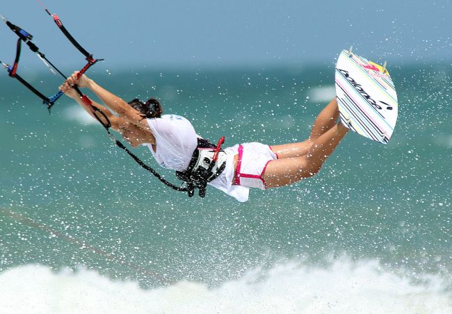 Bruna é a atual campeã mundial de freestyle (foto: Divulgação/ Maurício Val)