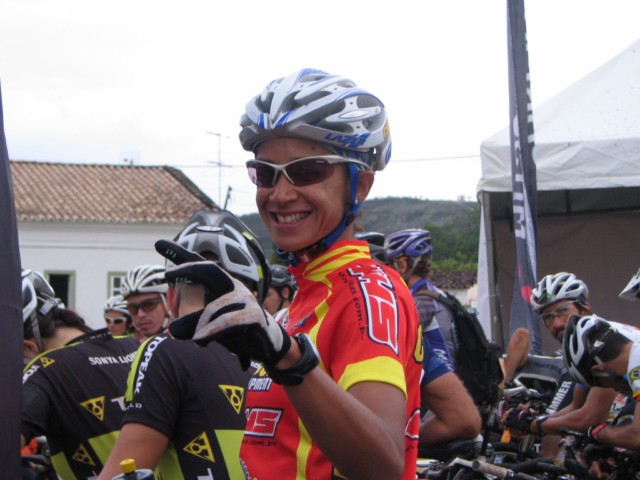 Raquel Queiroz é atleta de ciclismo (foto: Bruna Didario/ www.webventure.com.br)