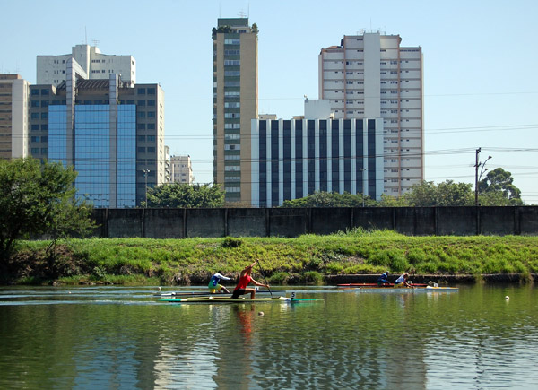 Competição aconteceu na raia olímpica da USP  (foto: Divulgação)