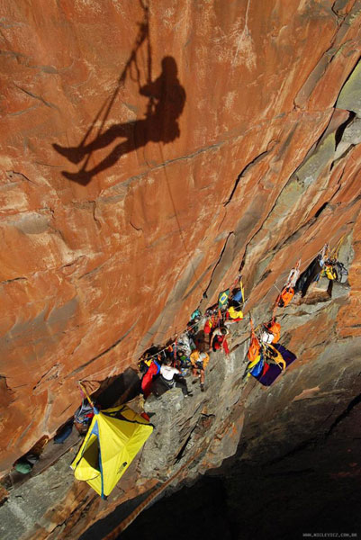 Acampamento 1  a 370 metros de altura (foto: Waldemar Niclevicz)