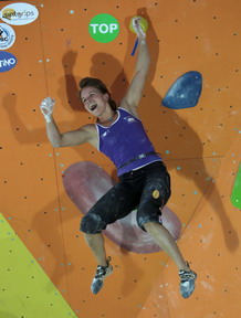 Anna Stöhr  campeã na modalidade boulder (foto: Divulgação evento)