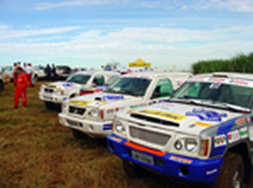 Carros na etapa de abertura da Mitsubishi Cup. (foto: André Larangeira)