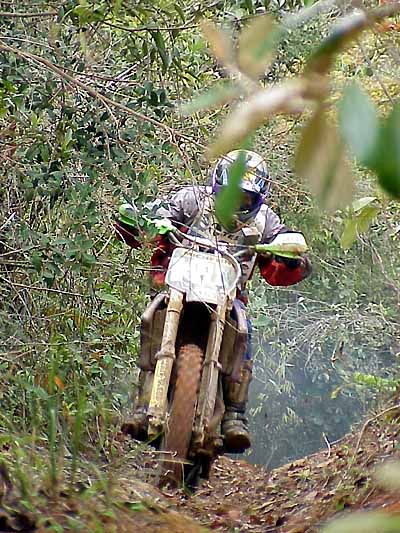 Piloto na trilha de hoje. (foto: André Pascowitch)