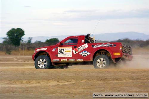 O carro da equipe Mitsubishi  na edição passada da competição. (foto: Marcelo Krings/www.webventure.com.br)