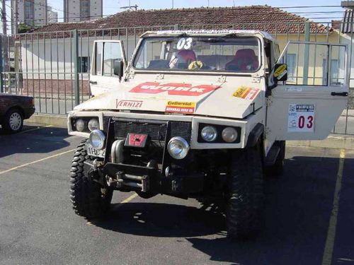 Engessão  o carro dos problemas em Mogi. (foto: Divulgação)