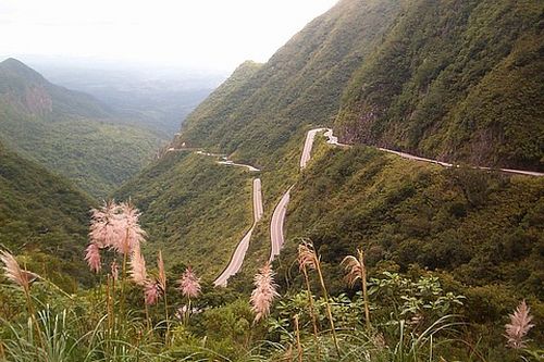 A partir deste ano o calendário de provas de off-road da América do Sul ganha mais uma competição. Trata-se do Rally Mercosul  evento que cruzará Brasil  Uruguai e Argentina em oito dias de aventuras por trilhas fora da estrada. (foto: Rally Mercosul/Divulgação)