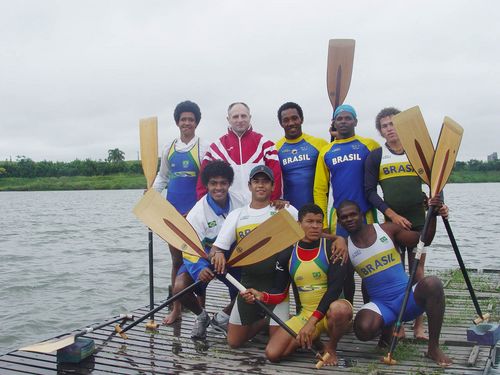 Seleção Brasileira de Canoagem. (foto: Divulgação.)