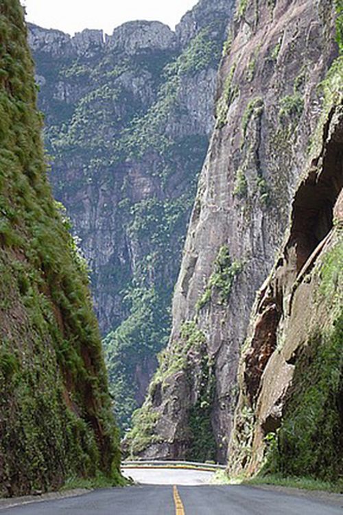 Paredões da Serra do Corvo Branco/ Divulgação Rally Mercosul (foto: )