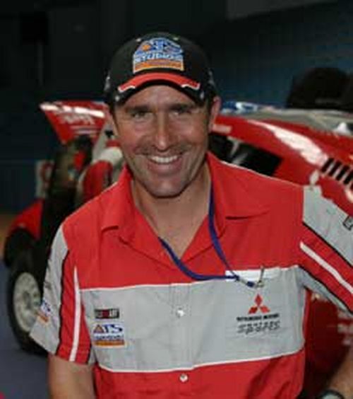 Peterhansel é o atual campeão do Paris-Dakar nos carros. (foto: FIA/Divulgação)