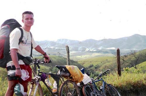 Eu  nesse tempo de primeiras pedaladas (foto: Arquivo pessoal)