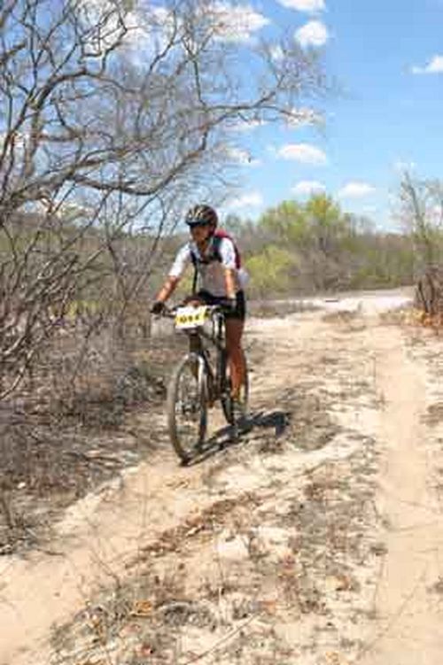 Não faltarão areiões no caminho dos bikers. (foto: PPPress/Divulgação)