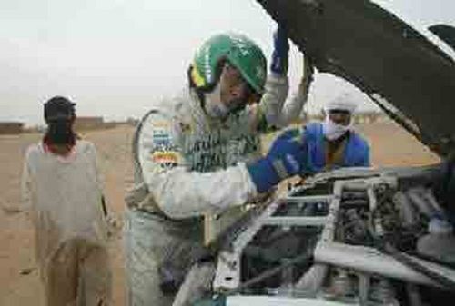 Piloto tem de mostrar conhecimento do carro. (foto: Maindru/Divulgação)