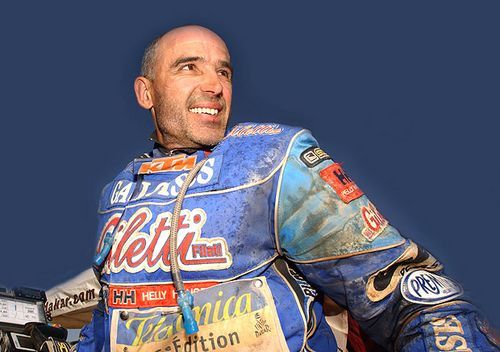 Meoni poderia ser tricampeão do Dakar e terminar sua história após esta edição (foto: Gauloises Racing)