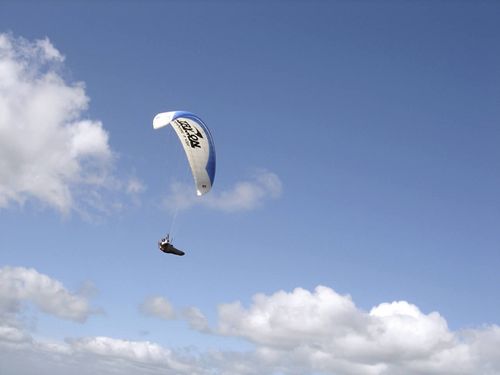 Parapente do piloto Sargento. (foto: Divulgação)