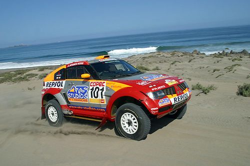 Stephane Peterhansel   e Jean-Paul Cottret - Rally por Las Pampas (foto: Donizetti Castilho/ www.webventure.com.br)