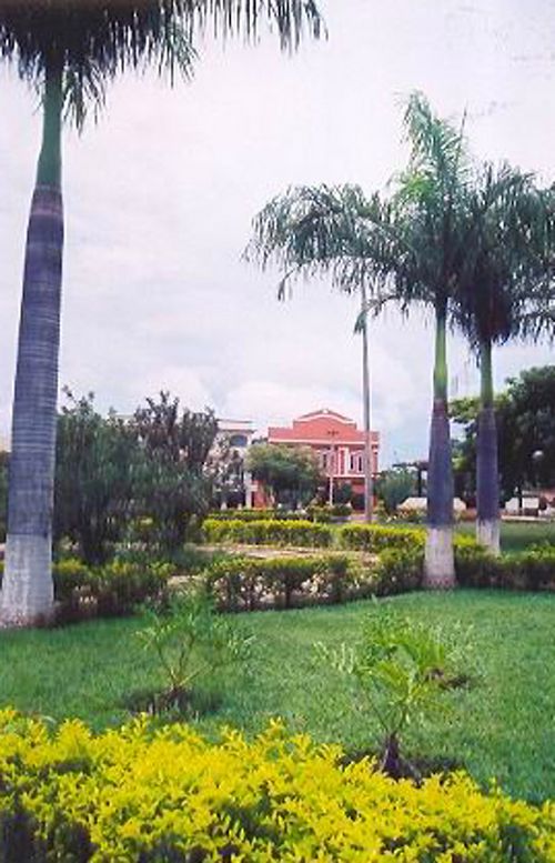 Praça central em Padre Bernardo (foto: Cena Viva Produções)