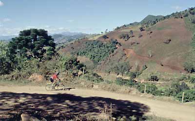 São 51 km de extensão percorridos por estradinhas de terra de pouco movimento  que exigirá do biker. (foto: Arquivo Sampa Bikers)