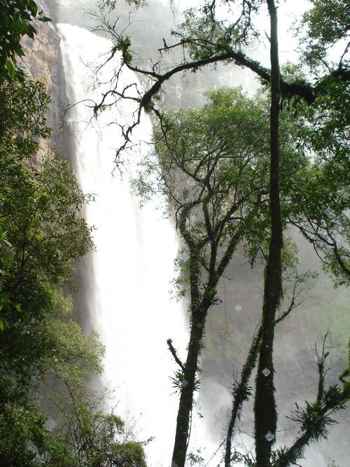 A Cachoeira do Caracol foi uma das belas imagens da região. (foto: Camila Christianini/ www.webventure.com.br)