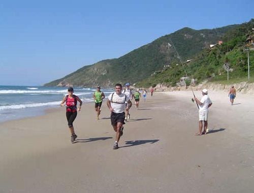 Prova terá 129 corredores por 82 km na região da Ilha de Santa Catarina. (foto: Divulgação)