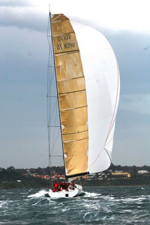 O Premier Challenge treina na Austrália (foto: Divulgação/ VOR)