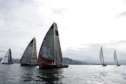 Veleiros saem de Vigo (foto: Divulgação/ VOR)