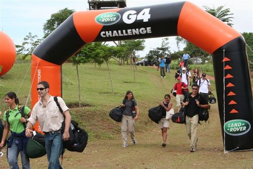 Participantes chegam na base da seletiva (foto: Vivian Cunha/ Alaya)