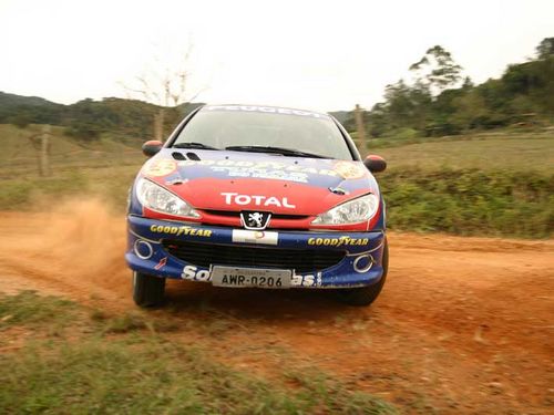 Rafael Túlio e Clécio Maestrelli foram campeões na A6. (foto: Roberto Kond)